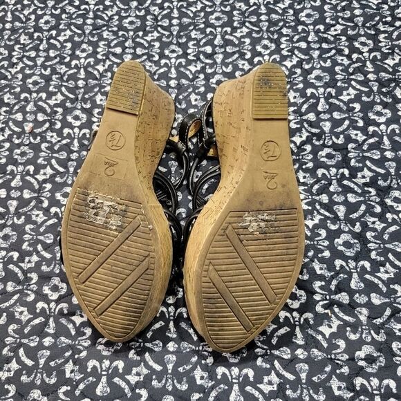 Mia Sandals - Picture 5 of 6